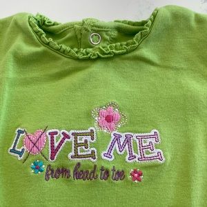 Green long sleeve onesie with cute embroidery 6-9 months